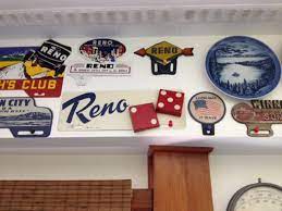 Vintage Auto Art: Uncovering the Beauty of Old License Plate Toppers