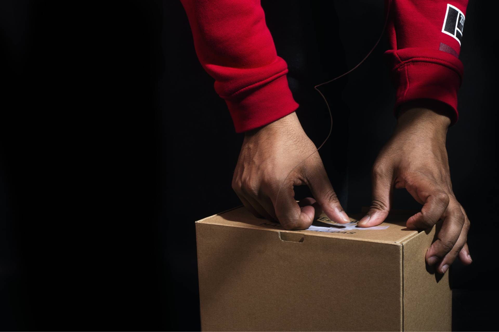 The Significance of Custom Shipping Box Printing: Elevating Your Brand and Customer Experience